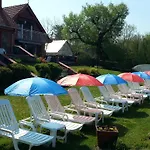 Panorama Lake Resort * Nowe Guty